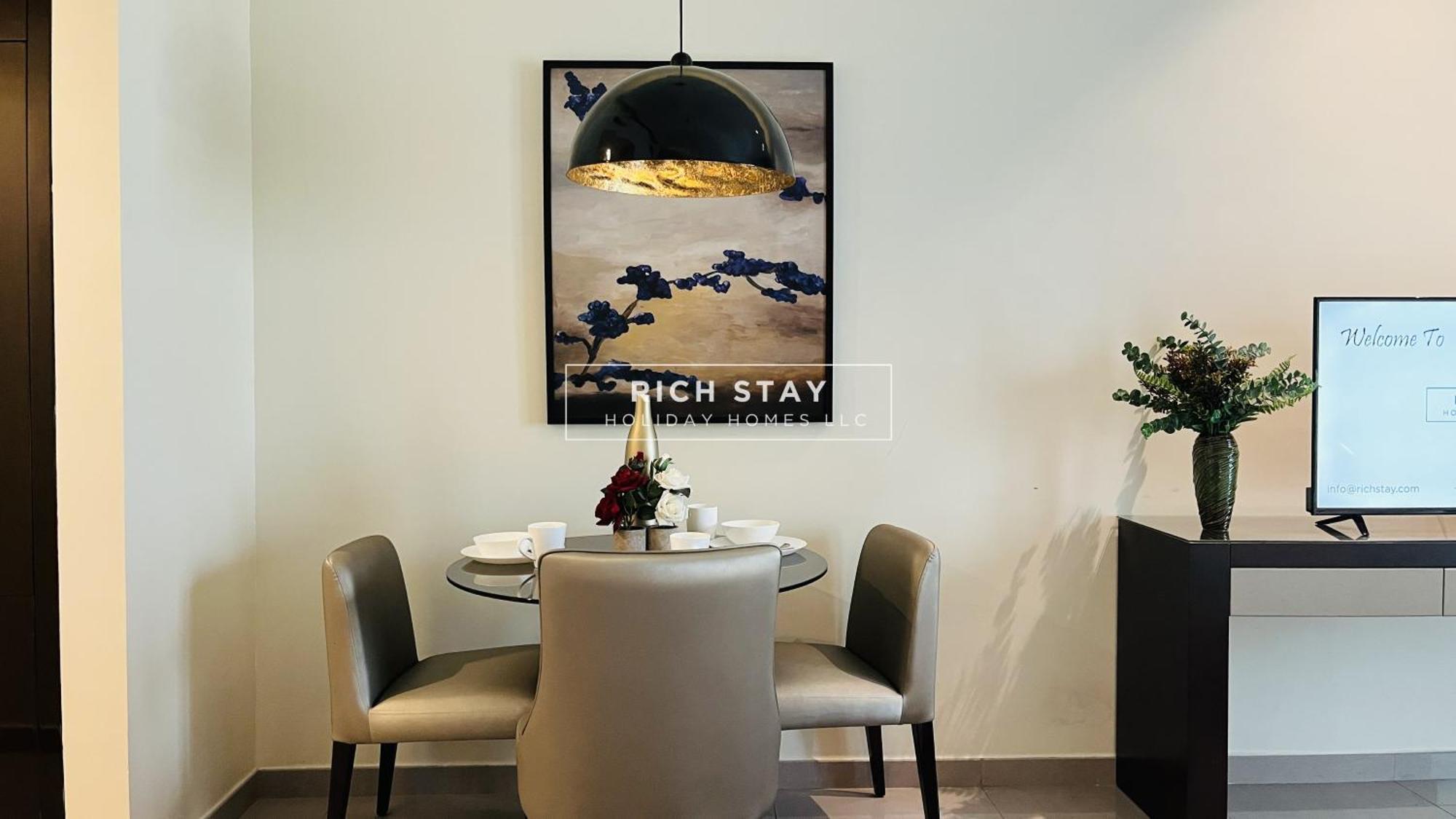 Modern Loft In Damac Majestine,business Bay Dubai