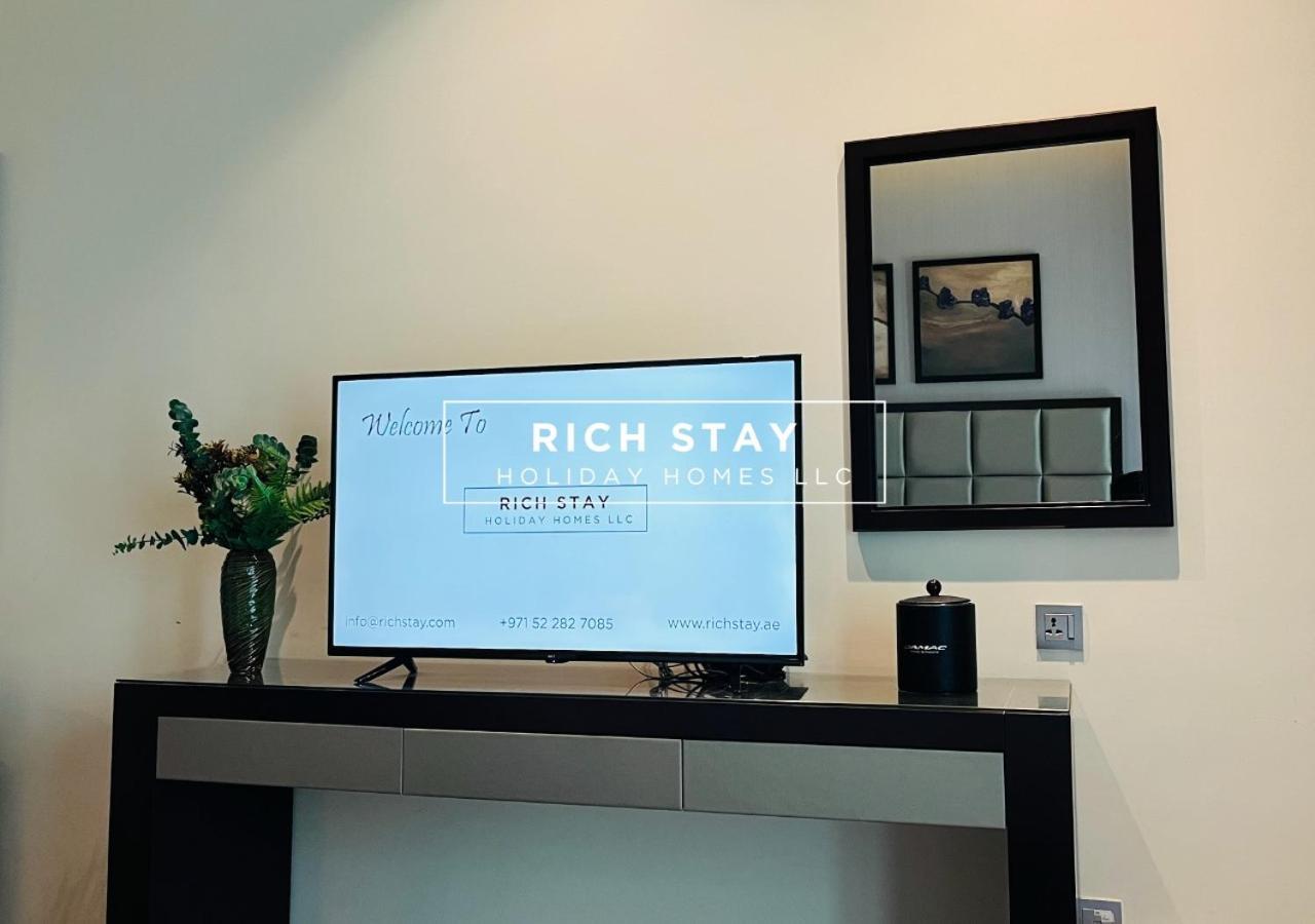 Modern Loft In Damac Majestine,business Bay Apartment *